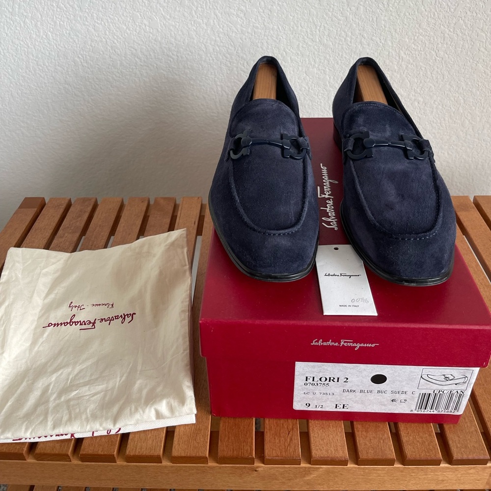 SALVATORE FERRAGAMO Flori Suede Loafers